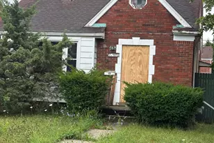 14910 Fairmount Dr, Detroit, MI 48205 - Photo 1