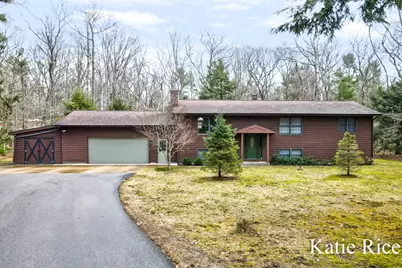 938 N Scenic Drive, Muskegon, MI 49445 - Photo 1