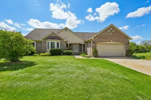 9001 N Pheasant Ridge, Saline, MI 48176 - Photo 1