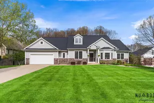 4082 Oakharbor St, Kalamazoo, MI 49009 - Photo 1