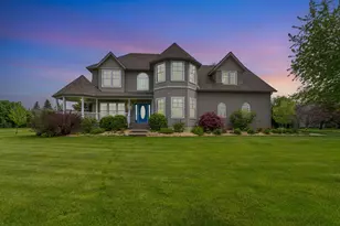 9355 Apple Crest Dr, Saline, MI 48176 - Photo 1