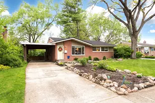 562 Rosemont Ave, Saline, MI 48176 - Photo 1
