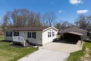 1274 Oaklea St, Muskegon, MI 49442 - Photo 1