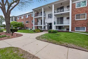 806 W Michigan Ave, Jackson, MI 49202 - Photo 1