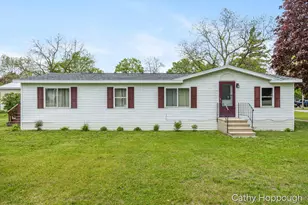 153 Baldwin St, Lyons, MI 48851 - Photo 1
