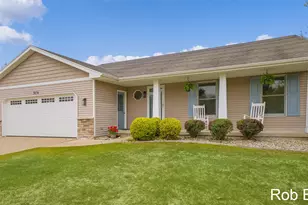 7474 Woodside Dr, Hudsonville, MI 49426 - Photo 1