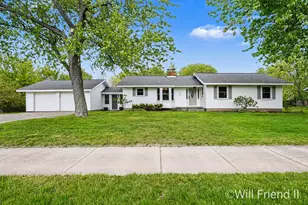 319 Country Club Rd, Holland, MI 49424 - Photo 1