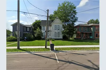 119 W Washington Street, Vicksburg, MI 49097 - Photo 1