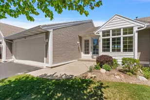 846 Claremont Ct, Holland, MI 49423 - Photo 1