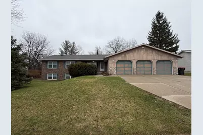 4614 Stauffer Avenue SE, Grand Rapids, MI 49508 - Photo 1