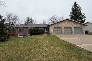 4614 Stauffer Ave SE, Grand Rapids, MI 49508 - Photo 1