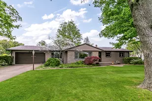 428 Liberty St, Sturgis, MI 49091 - Photo 1