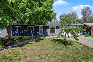 34 Thorncroft Ave, Battle Creek, MI 49017 - Photo 1