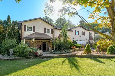 7702 N Gleneagle Drive, Kalamazoo, MI 49048 - Photo 1