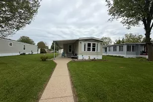 3110 Old Farm Rd, Kalamazoo, MI 49004 - Photo 1