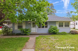 710 Quarterline Rd, Muskegon, MI 49442 - Photo 1
