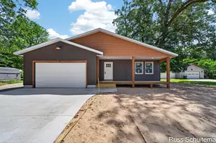 170 N 6th Ave, Fruitport, MI 49415 - Photo 1