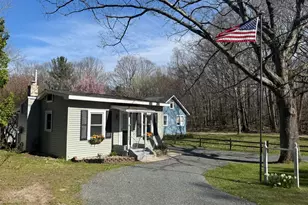2148 N Lakeshore Dr, Ludington, MI 49431 - Photo 1