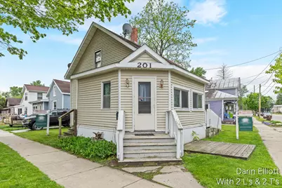 201 S Jefferson Street, Ionia, MI 48846 - Photo 1