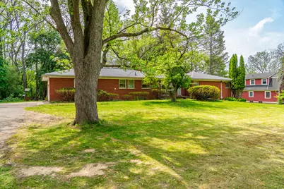 33277 W 11 Mile Road, Farmington, MI 48336 - Photo 1