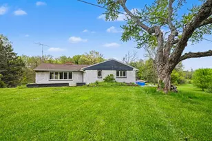 5712 N 24th St, Kalamazoo, MI 49004 - Photo 1