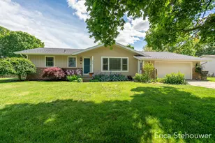 146 Sunnyview Dr SW, Grandville, MI 49418 - Photo 1