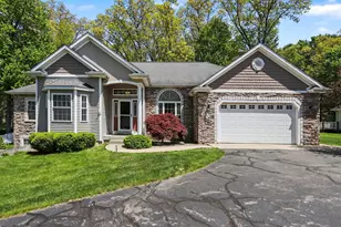 5077 Shane St, Kalamazoo, MI 49009 - Photo 1