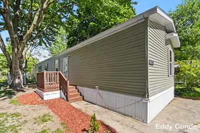 4872 Pamela Avenue SE, Grand Rapids, MI 49548 - Photo 1