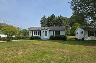 817 E Melendy St, Ludington, MI 49431 - Photo 1