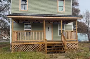 396 Upton Ave, Battle Creek, MI 49037 - Photo 1