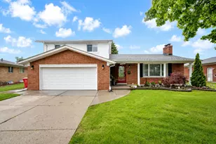 19402 Rockport St, Roseville, MI 48066 - Photo 1
