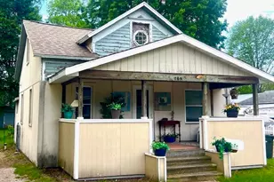709 Oak Ave, Muskegon, MI 49442 - Photo 1