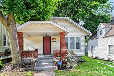 14 Ann Street NW, Grand Rapids, MI 49505 - Photo 1