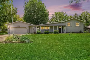 22361 Happy Dr, Cassopolis, MI 49031 - Photo 1