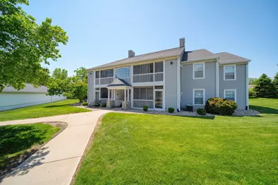 822 W Barrington Circle, Jackson, MI 49203 - Photo 1