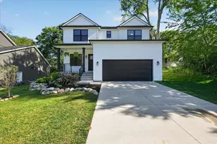 707 Nelson St, Brighton, MI 48116 - Photo 1