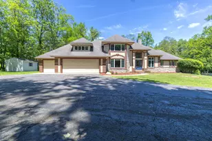 1722 W Kilgore Rd, Kalamazoo, MI 49008 - Photo 1