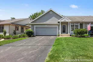 1071 Kensington St NW, Grand Rapids, MI 49534 - Photo 1