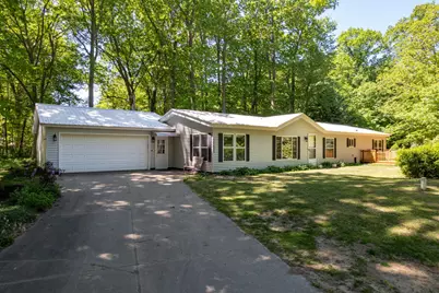 77625 Michigan Avenue, South Haven, MI 49090 - Photo 1