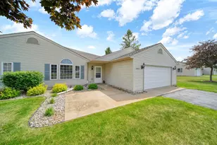 2002 Stillwater Dr, Tecumseh, MI 49286 - Photo 1