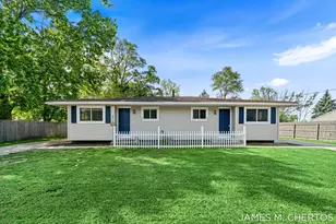 228 South St, Spring Lake, MI 49456 - Photo 1
