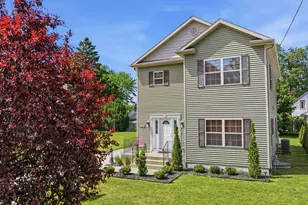 317 Monroe St, South Haven, MI 49090 - Photo 1