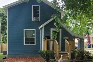52 W Bacon St, Hillsdale, MI 49242 - Photo 1