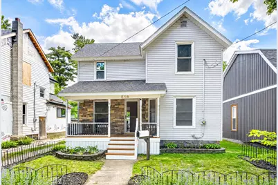 516 W Grand Street, Hastings, MI 49058 - Photo 1
