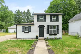 625 Hamilton St, Vicksburg, MI 49097 - Photo 1