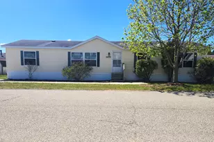 20727 Kalamazoo Rd, Big Rapids, MI 49307 - Photo 1