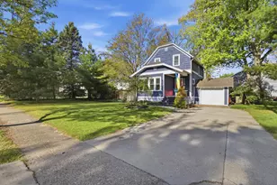 115 N Lake Ave, Spring Lake, MI 49456 - Photo 1