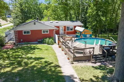 22420 McKenzie Street, Dowagiac, MI 49047 - Photo 1