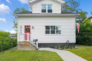 859 Flat St NE, Grand Rapids, MI 49503 - Photo 1