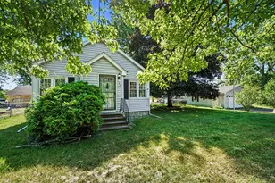 128 Kimball Ave, Battle Creek, MI 49014 - Photo 1
